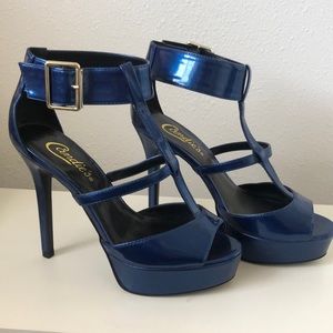 Metallic blue high heels